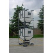 Cuve Reservoir Plastique Carrée ou Rectangulaire à Fond Conique pour Poudres et Granulés - PE PEHD HDPE